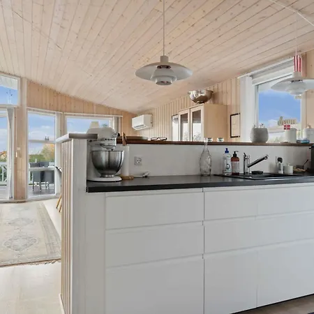 Active Coastal In Cozy * Slagelse