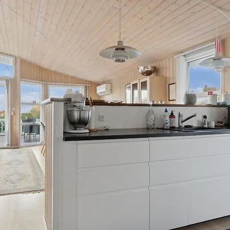 Active Coastal In Cozy * Slagelse