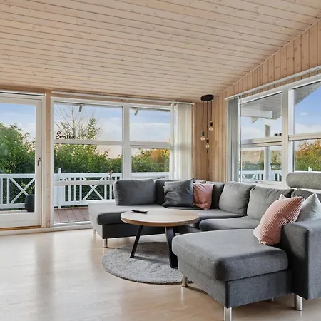 Σπίτι διακοπών Active Coastal In Cozy *